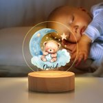 Veilleuse LED Acrylique Personnalisée avec Nom Style Bébé Ourson Endormi Décoration de Chambre avec Socle en Bois Cadeau Noël pour Garçons et Filles
