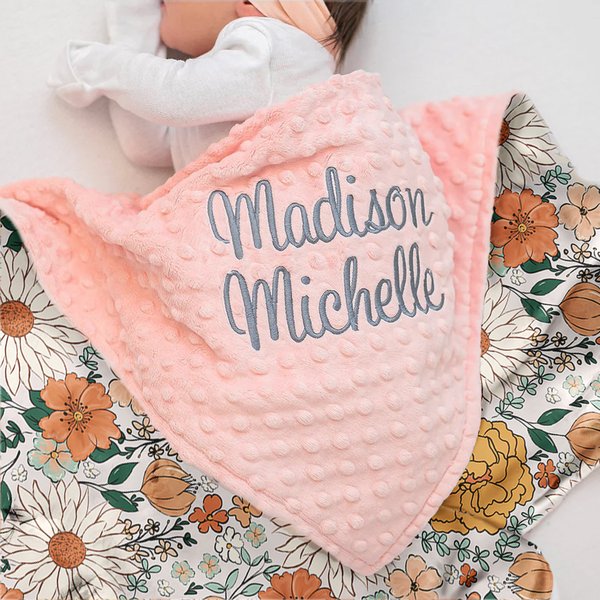 Coperta di sicurezza personalizzata con ricamo di fiori Boho e nome del bambino con sfondo a puntini Regalo di battesimo per la doccia del bambino per il neonato