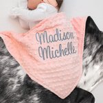 Couverture personnalisée en fourrure de vache avec nom Cadeau d'anniversaire de douche de bébé pour les nouveau-nés