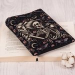 Funda para libros personalizada con diseño de esqueleto gótico y flores protector con nombre regalo de Halloween y Navidad para amantes de la lectura