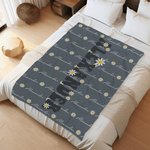Personalized Daisy Bubble Title Soft Throw Blanket with Repeating Names Multicolour Home Decor Birthday Christmas Gift for Girls Women