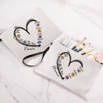 Trousse de maquillage personnalisée en lin avec dragonne et 1 à 6 noms Anniversaire Fête des mères Accessoires de voyage Cadeau pour Maman Grand-mère