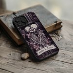 Coque iPhone en TPU Personnalisée avec Nom Motif de Fleurs ou Squelette Cadeau Anniversaire pour Amateurs de Gothique