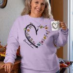 Personalised Heart Birth Flower Crewneck Sweatshirt with 1 - 6 Names Birthday Mother's Day Christmas Gift for Mom Grandma