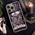 Coque iPhone en TPU Personnalisée avec Nom Motif de Fleurs ou Squelette Cadeau Anniversaire pour Amateurs de Gothique