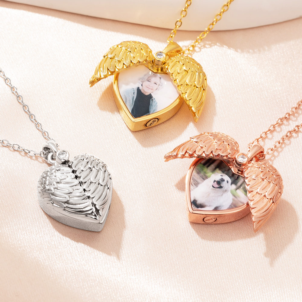 Collier Personnalisé avec Photo et Texte Gravé Bijou Commémoratif en Forme de Cœur Cadeau Souvenir pour Femme