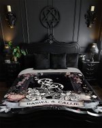 Personalised Vintage Skull Floral Design Soft Throw Blanket with Name Gothic Style Home Decor Halloween Gift for Gothic Lovers