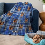 Couverture Douce Personnalisée avec Photo de Visage de Chien Chat et 1 à 3 Noms Motif Écossais Coloré de Noël Cadeau pour Propriétaires d’Animaux