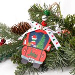 Camión rojo de madera personalizado colgante adorno de Navidad con el nombre y la cinta de Navidad Decoración Regalo para Amigo Familia
