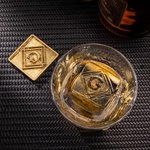 Cubitera de latón con iniciales de whisky grabadas y personalizadas con diseños de sellos y pinza Accesorio de bar Regalo de fiesta para barman