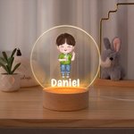 Gepersonaliseerd Schattig Cartoon Jongen Meisje Acryl LED Nachtlampje met Houten Voet en Naam Home Decor Baby Shower Verjaardagscadeau voor kinderen