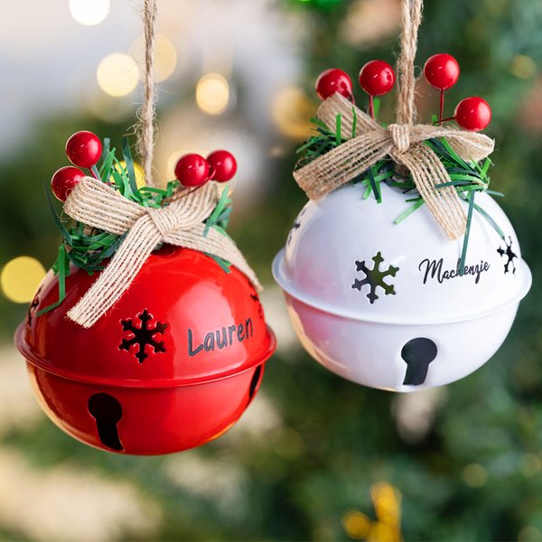 Personalisierte hohle Schneeflocke Jingle Bell Holly Berry Twine Bow Ornament mit eingraviertem Namen Weihnachtsbaum Dekoration Festival Party Geschenk für Kinder Familie