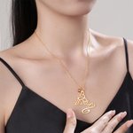 Collana personalizzata con nome dell'albero di Natale minimalista e pietra di parto Regalo di Natale invernale per le donne