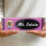 Henkilökohtainen Glitter Crayon Design Akryyli Desk nimikilpi Opettaja arvostus takaisin kouluun lahja opettajalle