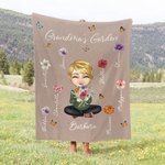 Personalised Grandma's Garden Soft Throw Blanket with 1-8 Birth Flowers Bouquet and Names Home Decor Birthday Gift for Women