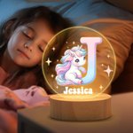 Veilleuse LED Personnalisée avec Nom et Initiale à Motif de Licorne Mignonne Base en Bois Cadeau Anniversaire Baby Shower pour Enfant Bébé