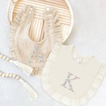 Bavoir Ajustable 100% Coton Personnalisé avec Initiale de Couronne Cadeau Noël Anniversaire pour Bébé Nouveau-né