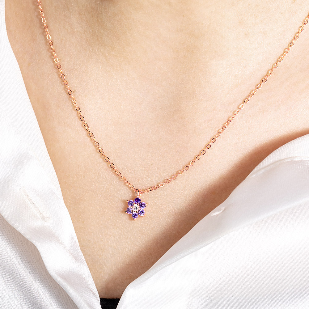 Collier pendentif fleur de pétales de pierres de naissance personnalisé Bijoux minimaliste Cadeau d'anniversaire pour femme