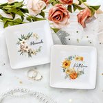 Gepersonaliseerde Geboorte Bloemenkrans Ceramische Vierkante Trinket Sieraden Schotel met Naam Verjaardag Kerstcadeau voor vrouwen