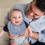 Bavoir Ajustable 100% Coton Personnalisé avec Initiale de Couronne Cadeau Noël Anniversaire pour Bébé Nouveau-né