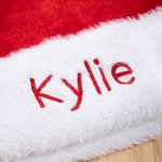 Personalisierte weiche und Plüsch Weihnachtsmütze mit Glitzer bestickt Name Stocking Stuffer Weihnachtsfeier Geschenk für Familie