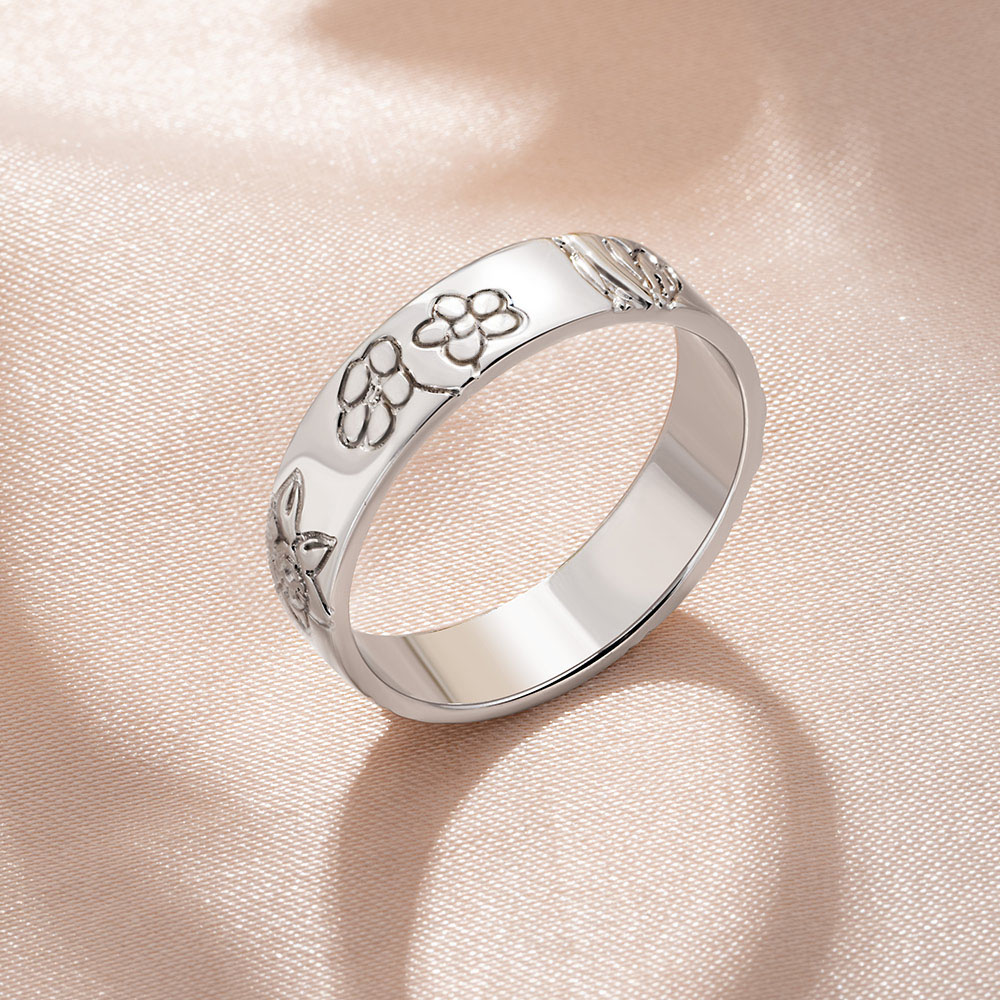 Bague Gravée Personnalisée avec 6 Fleurs de Naissance Tournesol Fleur Sauvage Cadeau Anniversaire Noël pour Femme