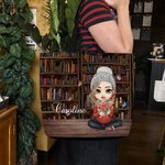 Gepersonaliseerde Cartoon Karakter Vrouwen Meisje Naam Tote Bag met Geboorte Boeket Verjaardagscadeau voor Book Lovers Boekenwurmen