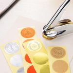 Personalisierter Buchpräger mit Namen Text Bibliothek Prägestempel mit Handgriff und Etiketten Weihnachten Geburtstag Geschenk für Buchliebhaber