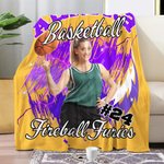 Couverture en Polaire ou Sherpa Personnalisée avec Nom Texte Numéro et 1-5 Photos Cadeau Anniversaire pour Amateur de Sport de Balle