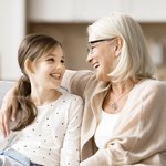 Personalized Heart Shape Two Tone Grandma Granddaughter Necklace with Engraved Name Dainty Jewelry Birthday Anniversary Gift for Women