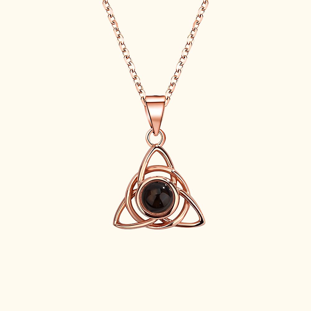 Collier de Projection Photo Triangle Nœud Celtique Personnalisé Cadeau d'Anniversaire pour Elle