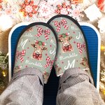 Personalisierte Multicolor Weihnachten Bogen Hochland Kuh Anti-Rutsch Plüsch Hausschuhe mit Namen Geburtstag Weihnachtsgeschenk für Frauen