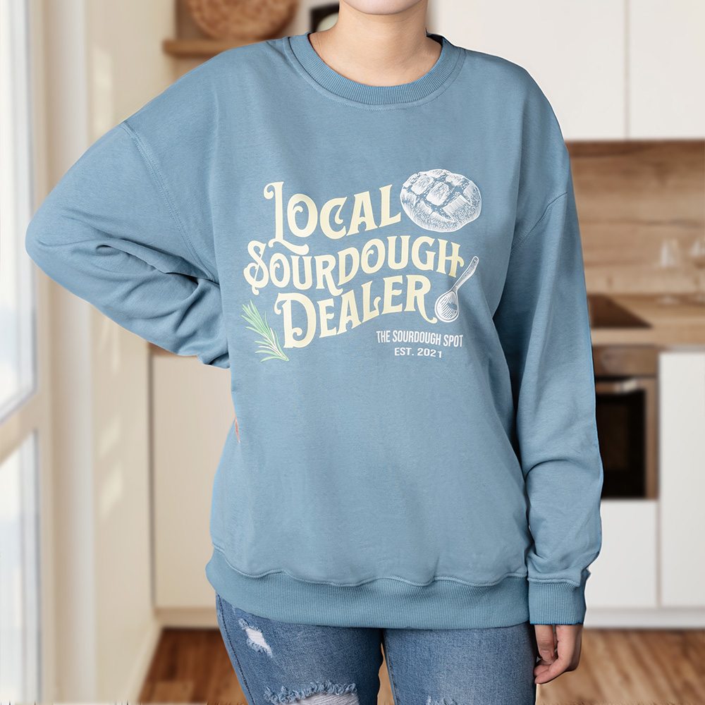 Personnalisé Local Sourdough Dealer Bread Crewneck T-shirt Sweatshirt avec texte Bakery Gift for Baking Lovers (Cadeau pour les amoureux de la boulangerie)