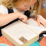 Personalizzato Lettera colorata Cousin Crew Cartoon Magnetic Bookmark Clip con nome lettura Stationery Supplies Birthday Gift for Bookworms Book Lover