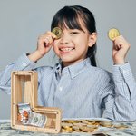 Hucha personalizada de madera con ventana transparente Hucha con iniciales de simpáticos animales con nombre Regalo de cumpleaños para niños Niñas