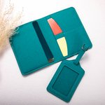 Personalizado mapas del corazón de cuero de la PU pasaporte titular de la etiqueta de equipaje con el nombre de accesorios de viaje de larga distancia de regalo para amigos de la familia