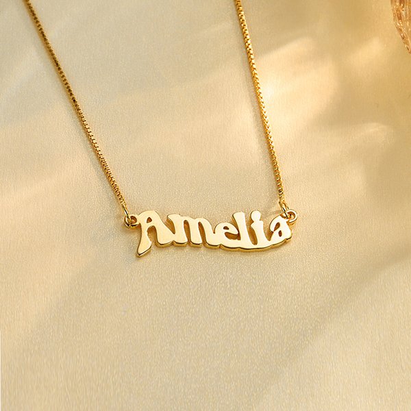 Gepersonaliseerde Minimalistische Trending Wavy Name Necklace Verjaardag Verjaardagscadeau voor vrouwen