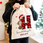 Gepersonaliseerde Kerst Cartoon Karakter Kerstmuts initiële Drawstring Bag Kerstfeest cadeau voor familie Jongens Meisjes