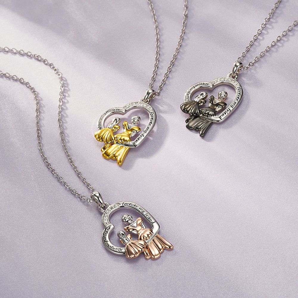 Collier pendentif coeur en zircon personnalisé avec texte gravé Bijoux délicats Cadeau de fête des mères Cadeau d'anniversaire pour femmes