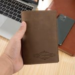 Henkilökohtainen kannettava nahkainen johtojärjestäjä kaiverrettu monogrammi Tech Accessory Isänpäivä syntymäpäivälahja Travel Innostunut Business Mie