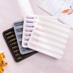 Personlig 3D-utskriven injektor Neurotoxin Botox spruthållare bricka med 5-8 platser och text Kosmetisk procedur verktygsgåva för estetisk utövare