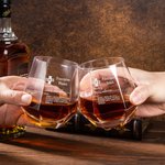 Verres à whisky personnalisés en forme de diamant et sous-verre en ardoise avec nom gravé Cadeau d'anniversaire et de fête des pères pour les amateurs