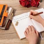 Personalisierte Golf Club Design Leder A5 liniert Notebook und Stift Set mit Buchstaben Geburtstag Aufnahme Zubehör Geschenk für Golf-Enthusiasten