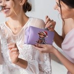 Sac de maquillage en cuir de vache Highland avec nom Cadeau d'anniversaire de Noël pour les femmes Highland Cow Lovers