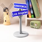 Personalized 3D Street Sign Stand Design Desk Name Plate with Mark and Name Desk Decor Keepsake Gift for Travel Lovers Office Staff