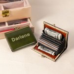 Portefeuille compact en cuir de vache imperméable et personnalisé avec 11 porte-cartes et un nom gravé Cadeau d'anniversaire pour les femmes