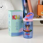 Henkilökohtainen söpö sarjakuvahahmo 16oz lapsen vesipullo, jossa on nimi ja silikoni olki päivittäinen käyttö joululahja pojille tytöille