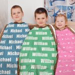 Gepersonaliseerde Multi-color Woordwolk Zachte Gerafelde Deken met Namen Gezellig Home Decor Verjaardag Kerstcadeau voor Kind Familie