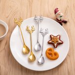 Personalisierte Lebensmittelqualität Edelstahl Rentier Form 2 Stück Teelöffel mit eingraviertem Namen Weihnachten Home Decor Geschenk für Familie