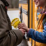 Personalized School Bus Design Double-sided Acrylic Ornament with Name Holiday Tree Decor Christmas Appreciation Gift for School Bus Driver